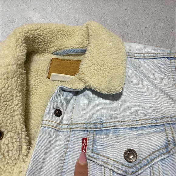 VTG Levi’s Big E Sherpa Lined Denim Trucker Jacket - Picture 5 of 7